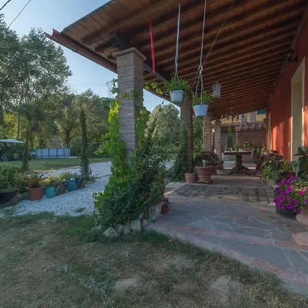 Bed & Breakfast La Casa Rossa Coiano